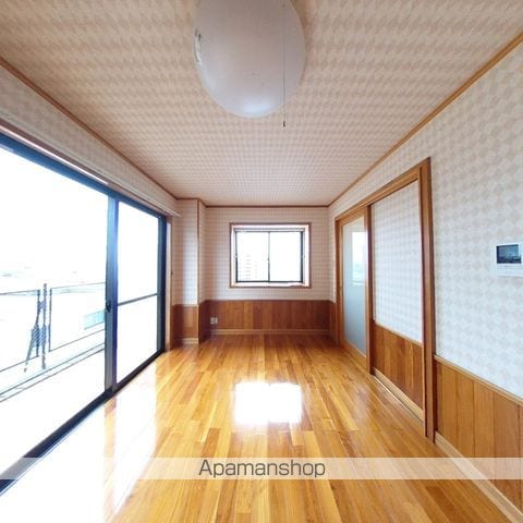 リニモ 長久手古戦場駅 徒歩8分 3階建 築24年の内装写真