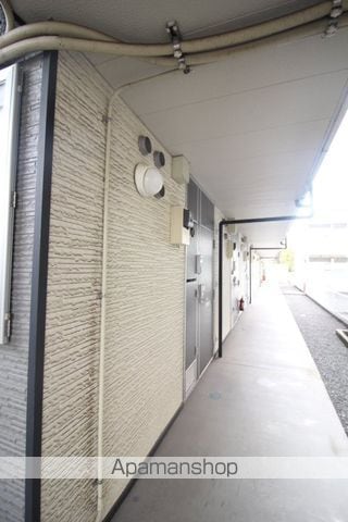 レオパレスさくらIIの玄関写真