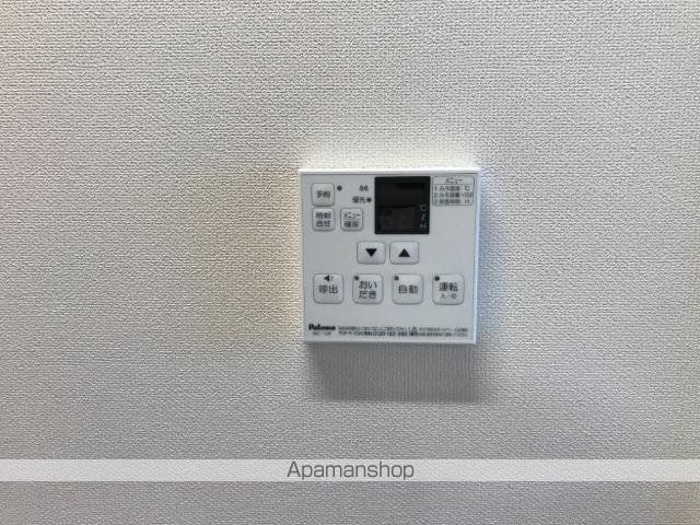 F’s rightの内装写真
