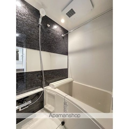 コンフォリア・リヴ文京護国寺[1LDK/36.21m2]のバス