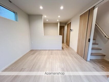 ＭＡＰＬＥテラス[2LDK/61.48m2]のリビング・居間1