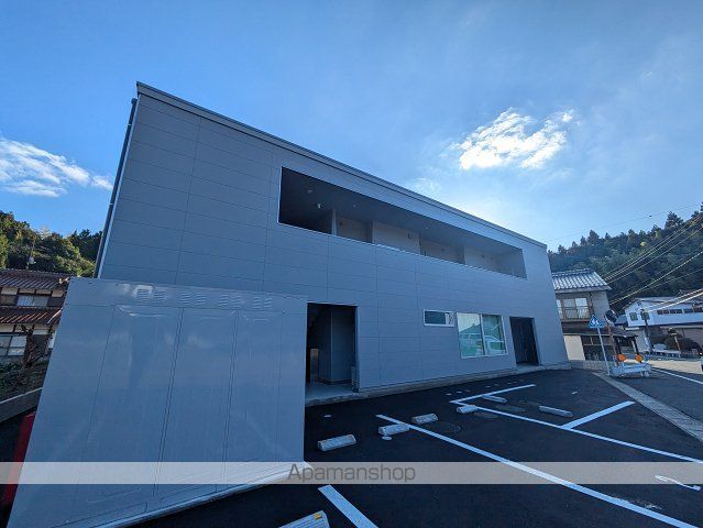 山陽本線 西高屋駅 徒歩13分 2階建 築3年の外観写真