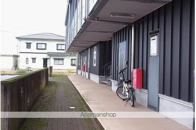ヒルズ杉原の玄関写真