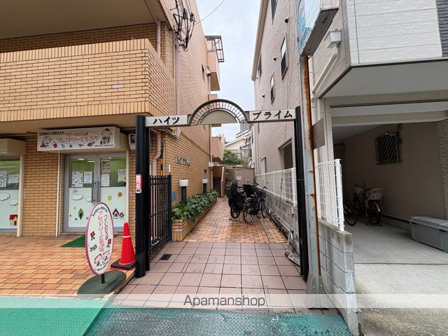 ハイツプライムの玄関写真
