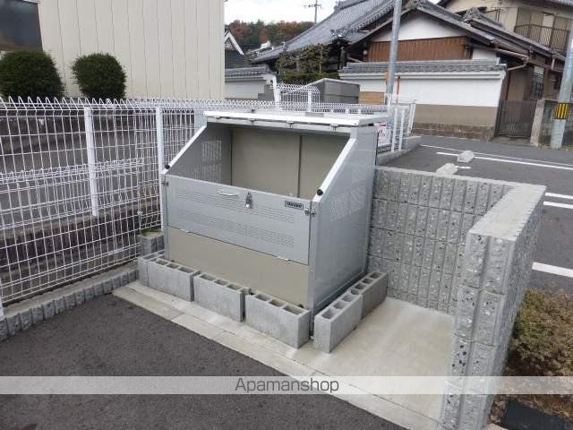 グラードIIIの玄関写真
