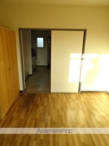 サンローヤル萩丘の内装写真