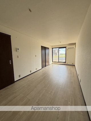 シュペリュール[1LDK/41.31m2]のリビング・居間