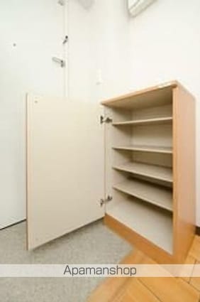 レジディア中野富士見台[1K/20.67m2]の玄関