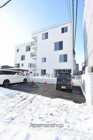 エミアスの外観写真