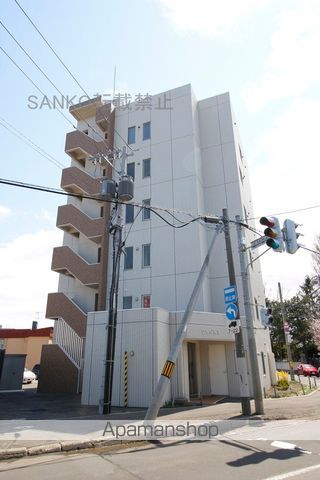 コモドNIの外観写真