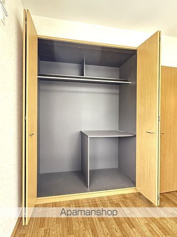 リバープレインの内装写真