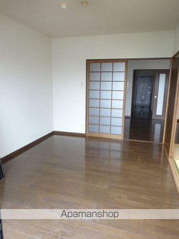 ルミエール浜Iの内装写真