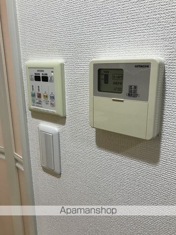 AXIS桜通内山の内装写真