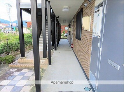 レオパレスセントラルパーク[1LDK/48.44m2]の共用部2