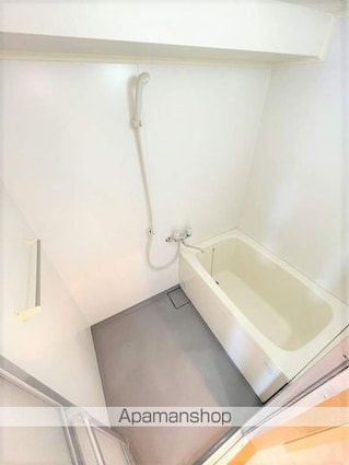 和歌山県和歌山市新中通２丁目[1K/33.89m2]のバス