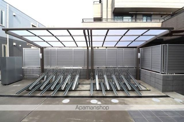 東京都新宿線 篠崎駅 徒歩20分 2階建 築3年の玄関写真