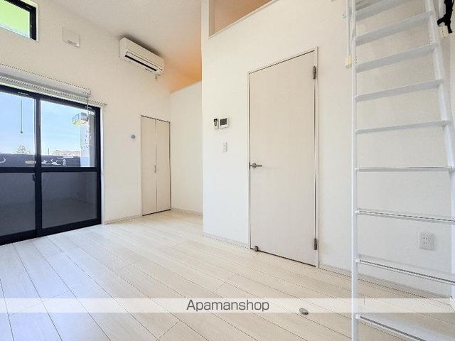 Alstroemeriaの内装写真