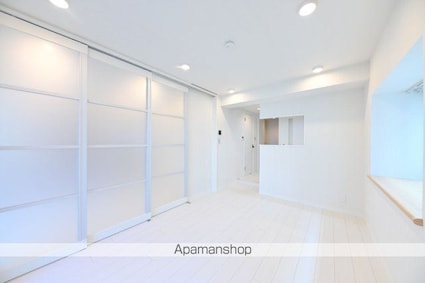 東京都新宿区赤城下町[1LDK/41.7m2]のリビング・居間2