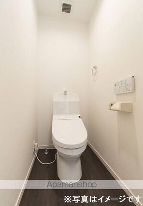 愛知県名古屋市北区上飯田東町４丁目[1LDK/30.13m2]のトイレ