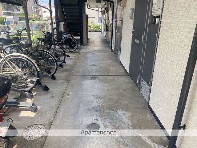 レオパレスイターナル原の内装写真