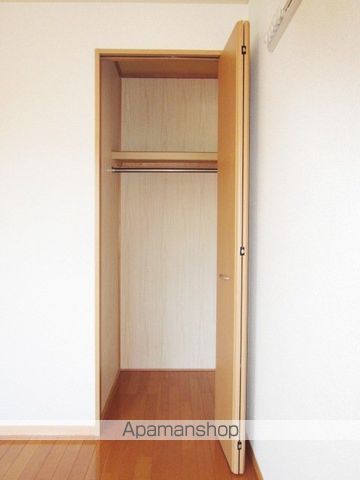 ジェネシスの内装写真
