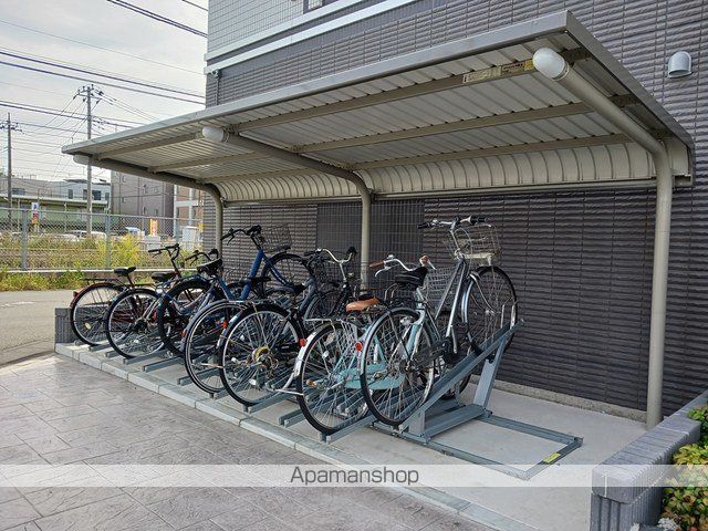 グランメゾンの玄関写真