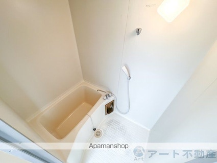 コーポ本町[1DK/21m2]のバス