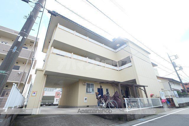 増尾マンションの外観写真