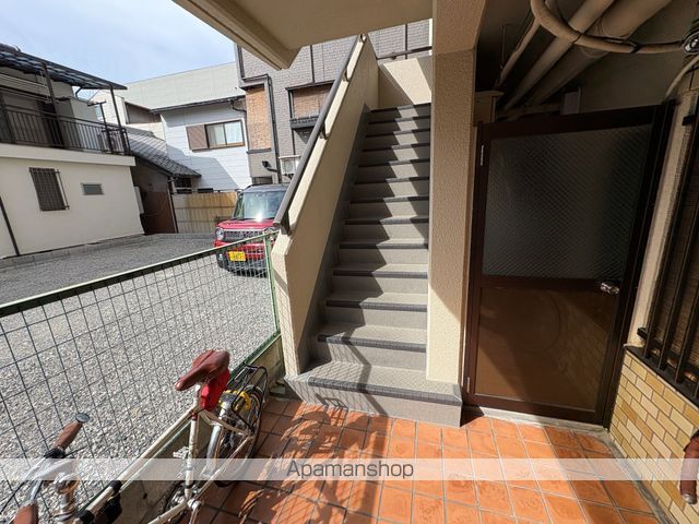 ハイム淡路の玄関写真