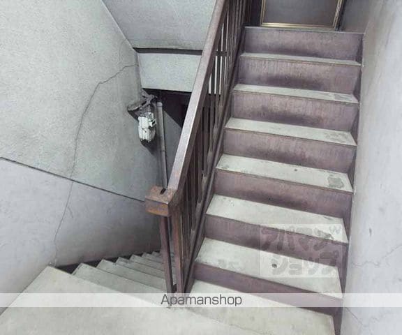 山本マンションの外観写真