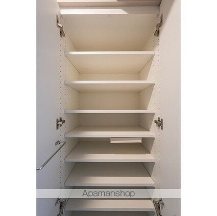 コンフォリア・リヴ品川戸越[1DK/25.36m2]の内装