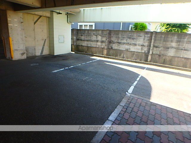 【福岡市東区唐原のマンションの写真】