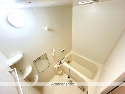 アイネ　パウゼ[2LDK/51.67m2]のバス