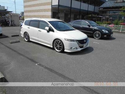 レオパレスシャングリ　ラ[1K/22.35m2]の駐車場