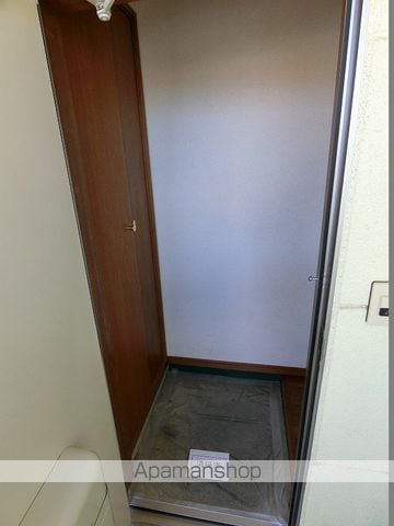 スクエアパークアパートメントIIの内装写真