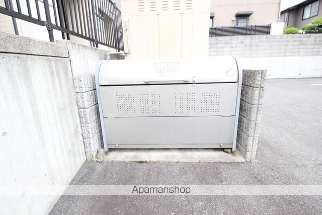 レオパレスこぶしの里 北六甲の外観写真