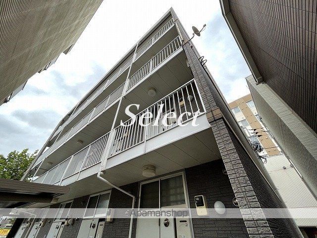 レオパレス楠2の外観写真