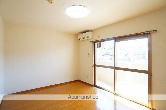 東海道本線 愛野駅 徒歩4分 4階建 築21年の内装写真