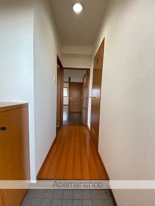 香川県高松市香西本町[2LDK/57.47m2]の玄関