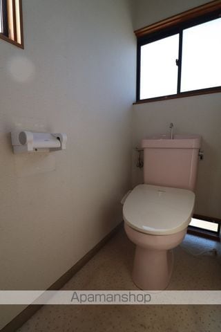 富山市上大久保172-1戸建の内装写真