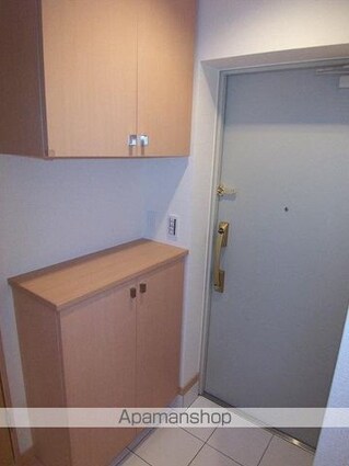 グラントレゾール明大前[1LDK/40.42m2]の玄関