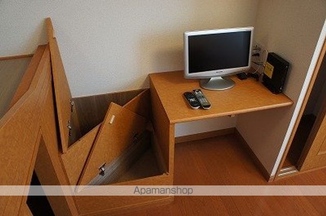 レオパレスPEACEFUL元町の内装写真