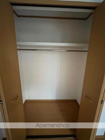 フレアウエストの内装写真