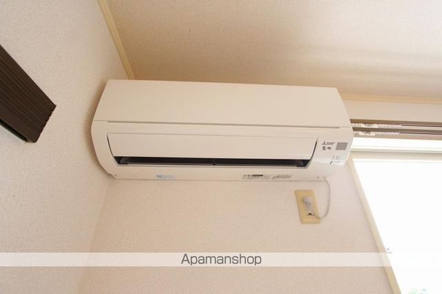 フォレスト三条の内装写真