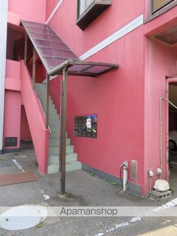 プレアール飯野町の玄関写真