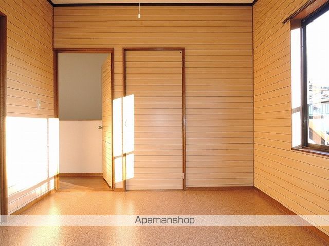 富士宮市 2階建 築35年の内装写真