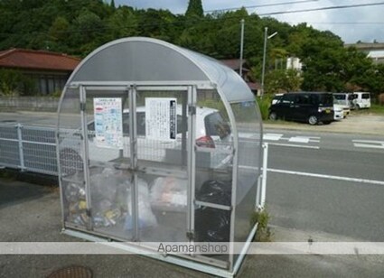 コーポ片島　Ｂ棟[3DK/49.69m2]の共用部1