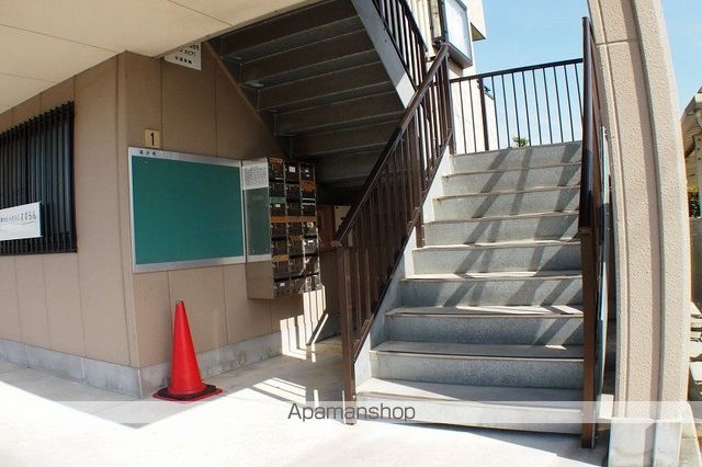 シャトレ北ピアIの玄関写真
