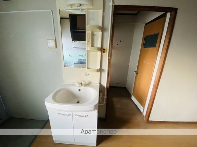 上荒田福永ビルの内装写真