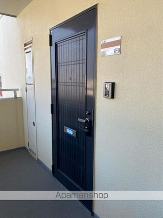 グローバル高松[2LDK/54m2]の玄関